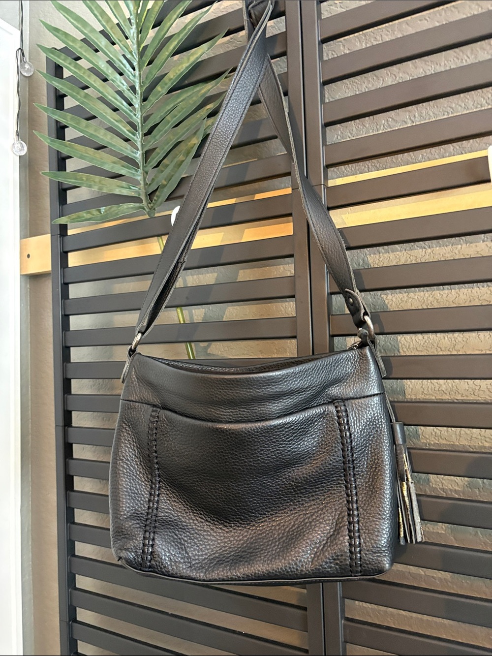 The Sak Classic Black Leather Shoulder - Picture 2 of 4